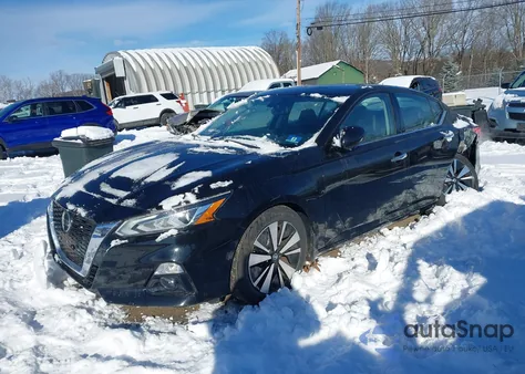 2019 Nissan Altima 2.5 Sv z USA, uszkodzony, nr VIN 1N4BL4DW1KC160997